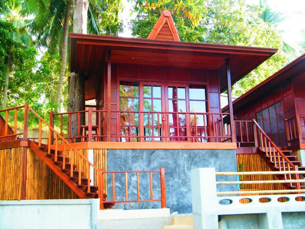 Cyana Resort Wok Tum Bilik gambar